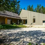 Hausma * HIIUMAA