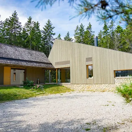 Villa Hausma *